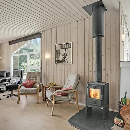 Hébergement de vacances Awesome Home In Lokken With Sauna Løkken